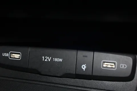 DG72MVJ Hyundai Tucson 1.6 TGDi Hybrid 230 Premium 5dr 2WD Auto Thumbnail #24