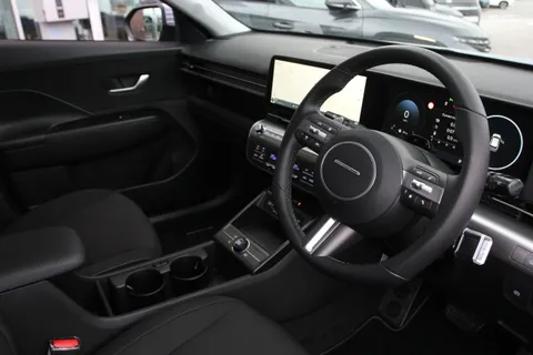 DG75VXT Hyundai Kona 1.6 Hybrid 138 Advance 5dr DCT Thumbnail #16