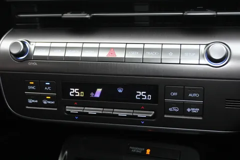 DG75VXT Hyundai Kona 1.6 Hybrid 138 Advance 5dr DCT Thumbnail #25