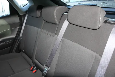 ME25ELV Hyundai Kona 1.6 Hybrid 129 Advance 5dr DCT Thumbnail #14