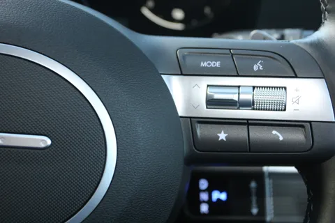 ME25ELV Hyundai Kona 1.6 Hybrid 129 Advance 5dr DCT Thumbnail #22