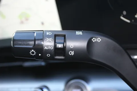 ME25ELV Hyundai Kona 1.6 Hybrid 129 Advance 5dr DCT Thumbnail #23