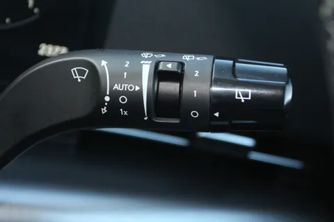 ME25ELV Hyundai Kona 1.6 Hybrid 129 Advance 5dr DCT Thumbnail #24