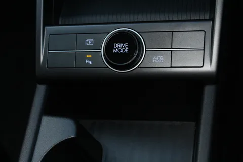 ME25ELV Hyundai Kona 1.6 Hybrid 129 Advance 5dr DCT Thumbnail #27