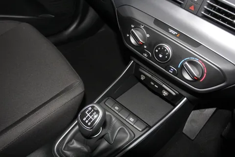 MT75DYS Hyundai i20 1.0T GDi Advance [Nav] 5dr Thumbnail #23