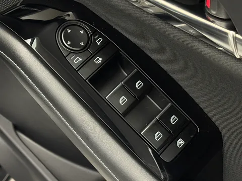 DV75OSX Mazda Cx-30 2.5 e-Skyactiv G MHEV [140] Exclusive-Line 5dr Thumbnail #22