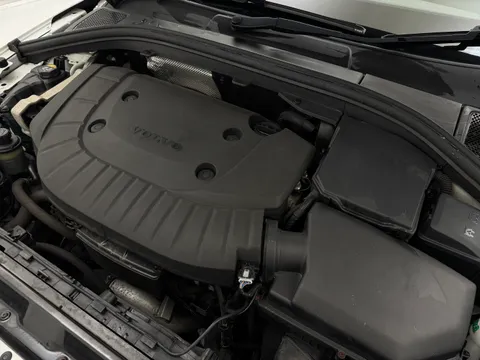 KY67KNO Volvo XC60 D5 [220] R DESIGN Nav 5dr AWD Geartronic Thumbnail #34