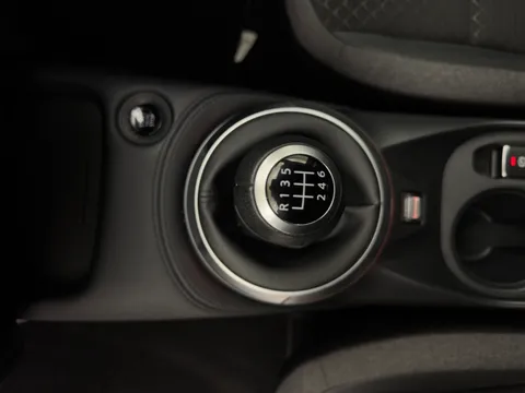 OW74HJN Nissan Juke 1.0 DiG-T N-Connecta 5dr Thumbnail #16