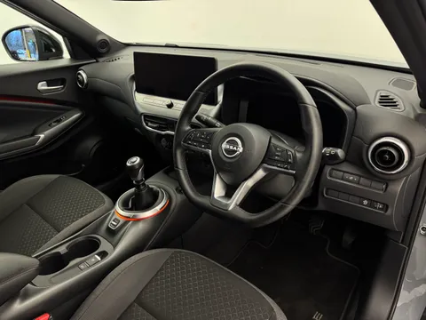 OW74HJN Nissan Juke 1.0 DiG-T N-Connecta 5dr Thumbnail #19