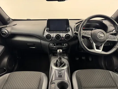 DY72SOH Nissan Juke 1.0 DiG-T 114 N-Connecta 5dr Thumbnail #3