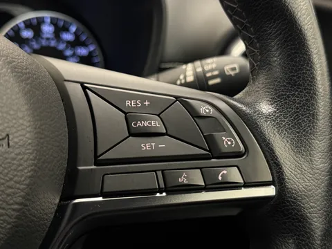 DY72SOH Nissan Juke 1.0 DiG-T 114 N-Connecta 5dr Thumbnail #22