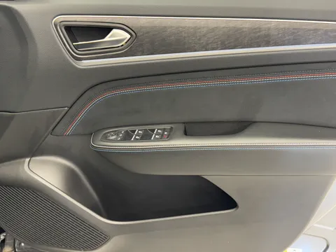 HN74TXA Renault ARKANA 1.6 E-Tech FHEV 145 Esprit Alpine 5dr Auto Thumbnail #12