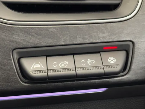 HN74TXA Renault ARKANA 1.6 E-Tech FHEV 145 Esprit Alpine 5dr Auto Thumbnail #25