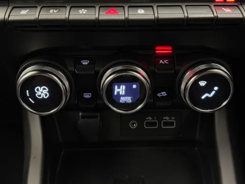 HN74TXA Renault ARKANA 1.6 E-Tech FHEV 145 Esprit Alpine 5dr Auto Thumbnail #26