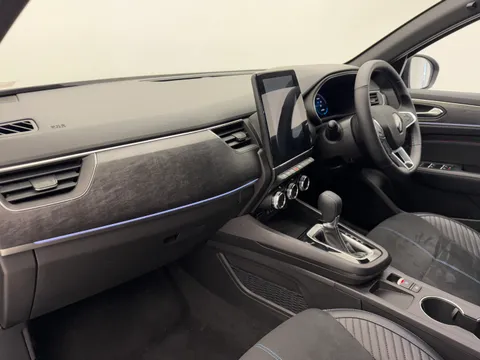 HN74TXA Renault ARKANA 1.6 E-Tech FHEV 145 Esprit Alpine 5dr Auto Thumbnail #32