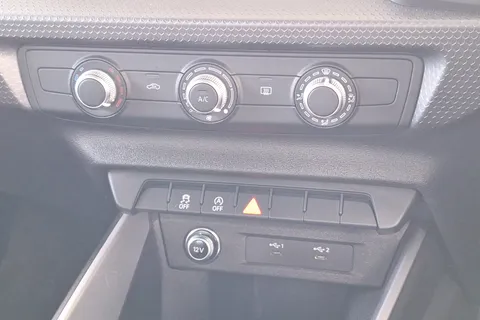 DF73JFY Audi A1 25 TFSI Sport 5dr Thumbnail #20