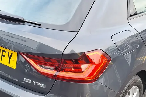 DF73JFY Audi A1 25 TFSI Sport 5dr Thumbnail #39