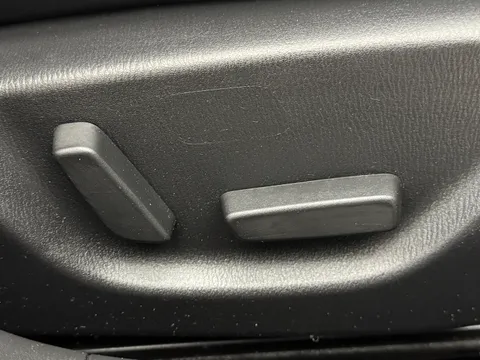 BJ18XDA Mazda Mazda3 2.0 165 Sport Nav 5dr Thumbnail #30