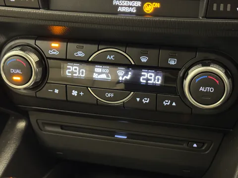 BJ18XDA Mazda Mazda3 2.0 165 Sport Nav 5dr Thumbnail #38