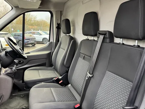 BP24CCF Ford Transit 2.0 EcoBlue 170ps H3 Limited Van Thumbnail #12