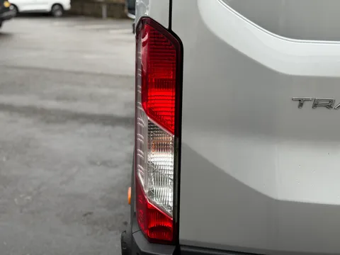 BP24CCF Ford Transit 2.0 EcoBlue 170ps H3 Limited Van Thumbnail #27