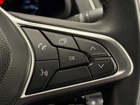 YK23ZJR Renault Trafic LL30 Blue dCi 170 Sport Van EDC Thumbnail #17