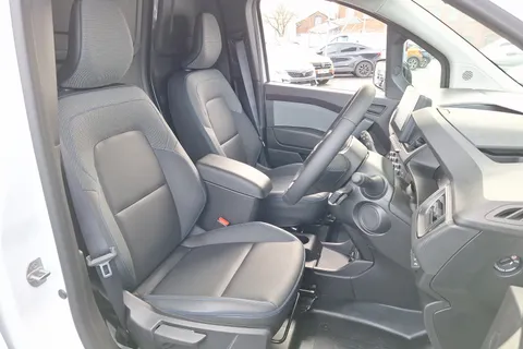 DP75FFS Nissan Townstar (Xfk1)  Thumbnail #25