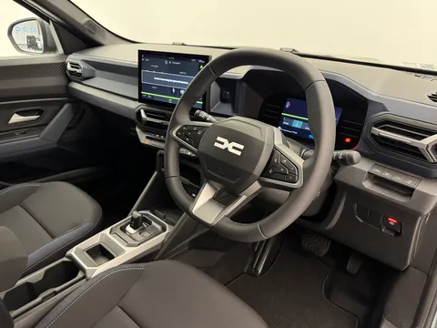 DL75UOJ Dacia Duster 1.6 Hybrid 140 Journey 5dr Auto Thumbnail #12