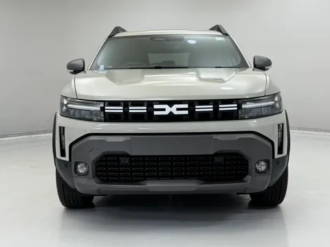 DL75UOJ Dacia Duster 1.6 Hybrid 140 Journey 5dr Auto Thumbnail #2