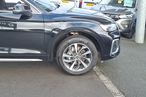 DL71XZA Audi Q5 45 TFSI Quattro S Line 5dr S Tronic Thumbnail #5