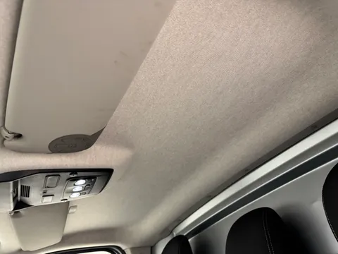 FM23UFK Renault Trafic LL30 Blue dCi 150 Sport+ Van Thumbnail #13