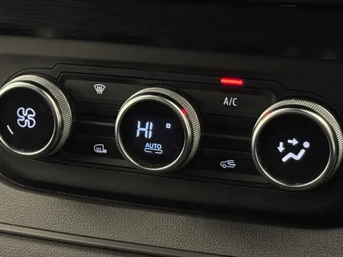 FM23UFK Renault Trafic LL30 Blue dCi 150 Sport+ Van Thumbnail #23