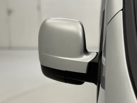 FM23UFK Renault Trafic LL30 Blue dCi 150 Sport+ Van Thumbnail #26