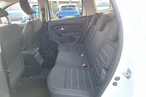 DL22MPV Dacia Duster 1.3 TCe 130 Prestige 5dr Thumbnail #10