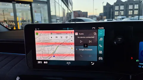 BC25TTZ Renault 4 110kW Techno 52kWh Comfort range 5dr Auto Thumbnail #8