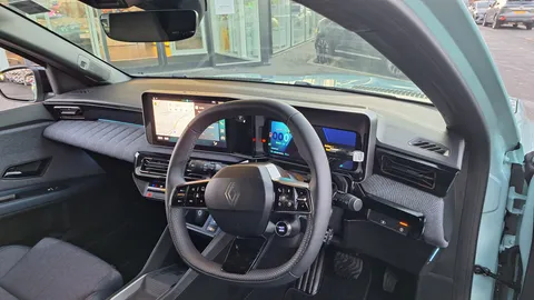 BC25TTZ Renault 4 110kW Techno 52kWh Comfort range 5dr Auto Thumbnail #10