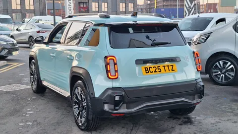 BC25TTZ Renault 4 110kW Techno 52kWh Comfort range 5dr Auto Thumbnail #13