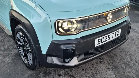 BC25TTZ Renault 4 110kW Techno 52kWh Comfort range 5dr Auto Thumbnail #22