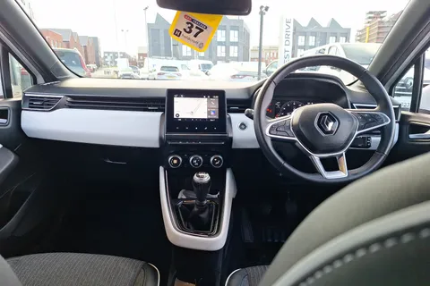 BL71YHP Renault Clio 1.0 TCe 90 S Edition 5dr Thumbnail #4