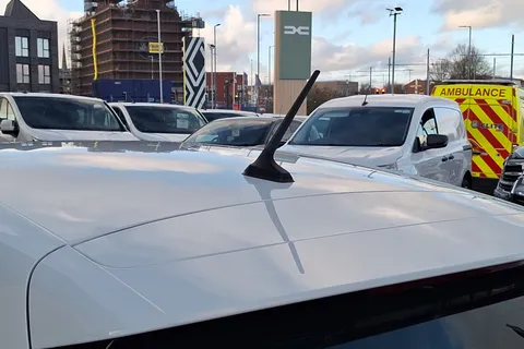 BL71YHP Renault Clio 1.0 TCe 90 S Edition 5dr Thumbnail #27