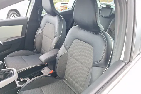 BL71YHP Renault Clio 1.0 TCe 90 S Edition 5dr Thumbnail #34