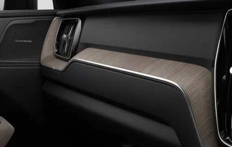  Volvo XC60 B5P PLUS DARK Thumbnail #5