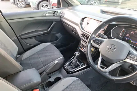 YD22KAE Volkswagen T-Cross 1.5 TSI EVO R-Line 5dr DSG Thumbnail #13