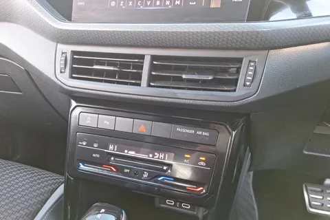 YD22KAE Volkswagen T-Cross 1.5 TSI EVO R-Line 5dr DSG Thumbnail #16