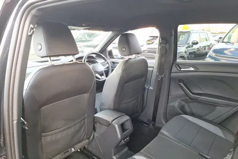 YD22KAE Volkswagen T-Cross 1.5 TSI EVO R-Line 5dr DSG Thumbnail #22