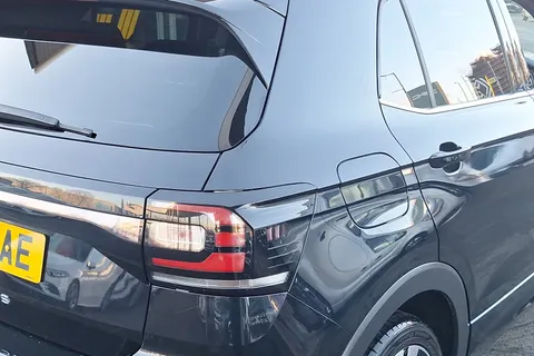 YD22KAE Volkswagen T-Cross 1.5 TSI EVO R-Line 5dr DSG Thumbnail #40