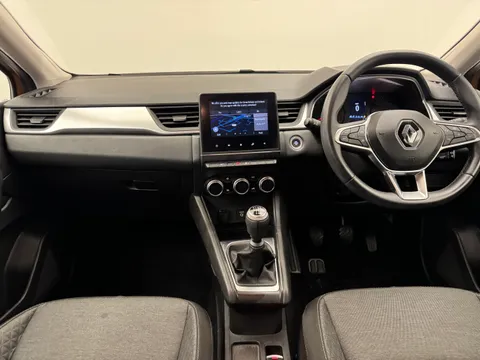 DS71MYZ Renault Captur 1.0 TCE 90 Iconic 5dr Thumbnail #10