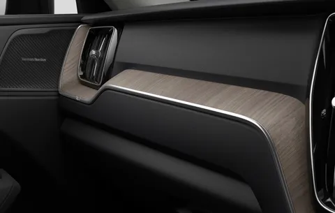  Volvo XC60 HYBRID T6 PLUS Thumbnail #5