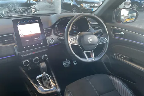 HK74RGY Renault ARKANA 1.6 E-Tech FHEV 145 Esprit Alpine 5dr Auto Thumbnail #4