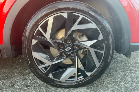 HK74RGY Renault ARKANA 1.6 E-Tech FHEV 145 Esprit Alpine 5dr Auto Thumbnail #5